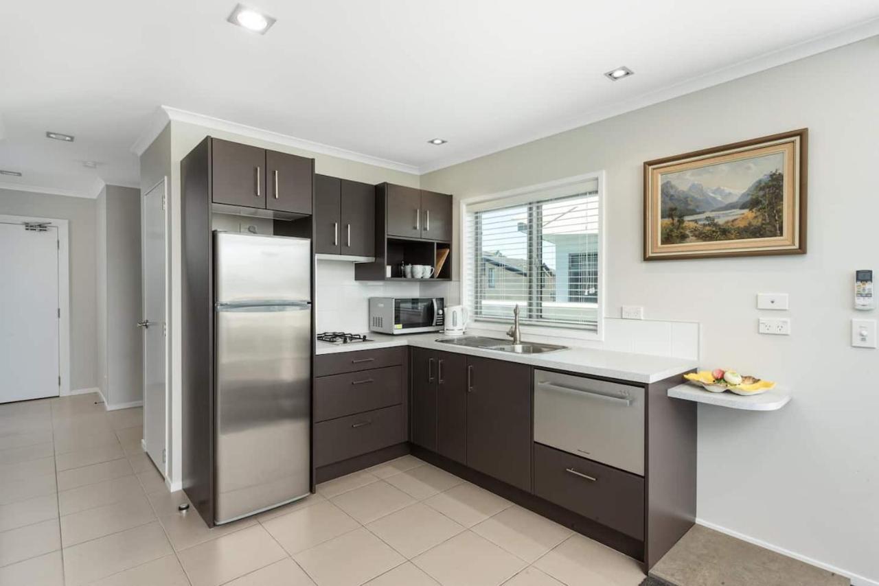 Modern Marine Parade Apartment Mount Maunganui Eksteriør bilde